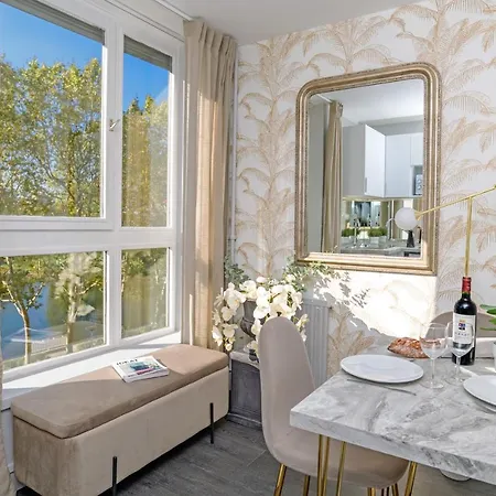 Le D'or - Duke Housing *